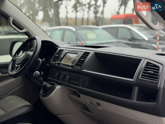 Сірий Фольксваген Transporter, об'ємом двигуна 1.97 л та пробігом 295 тис. км за 19500 $, фото 5 на Automoto.ua