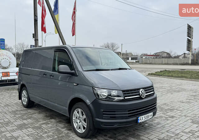 Серый Фольксваген Transporter, объемом двигателя 2 л и пробегом 280 тыс. км за 14999 $, фото 8 на Automoto.ua