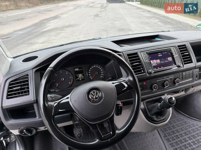 Серый Фольксваген Transporter, объемом двигателя 2 л и пробегом 228 тыс. км за 19400 $, фото 23 на Automoto.ua