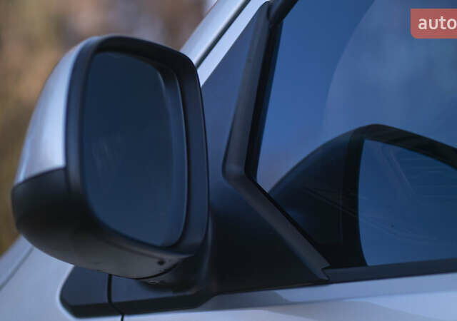 Серый Фольксваген Transporter, объемом двигателя 2 л и пробегом 248 тыс. км за 23000 $, фото 40 на Automoto.ua