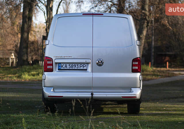 Серый Фольксваген Transporter, объемом двигателя 2 л и пробегом 248 тыс. км за 23000 $, фото 9 на Automoto.ua