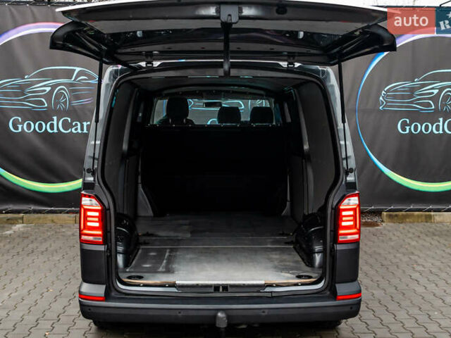 Серый Фольксваген Transporter, объемом двигателя 2 л и пробегом 159 тыс. км за 26500 $, фото 56 на Automoto.ua