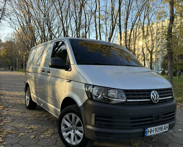 Сірий Фольксваген Transporter, об'ємом двигуна 2 л та пробігом 248 тис. км за 24900 $, фото 2 на Automoto.ua