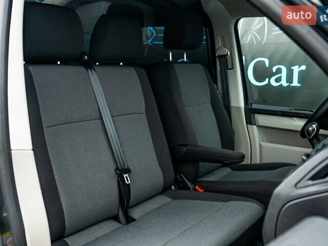 Серый Фольксваген Transporter, объемом двигателя 2 л и пробегом 159 тыс. км за 26500 $, фото 53 на Automoto.ua