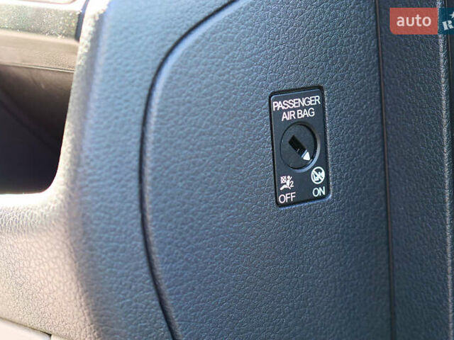 Серый Фольксваген Transporter, объемом двигателя 2 л и пробегом 248 тыс. км за 23000 $, фото 61 на Automoto.ua