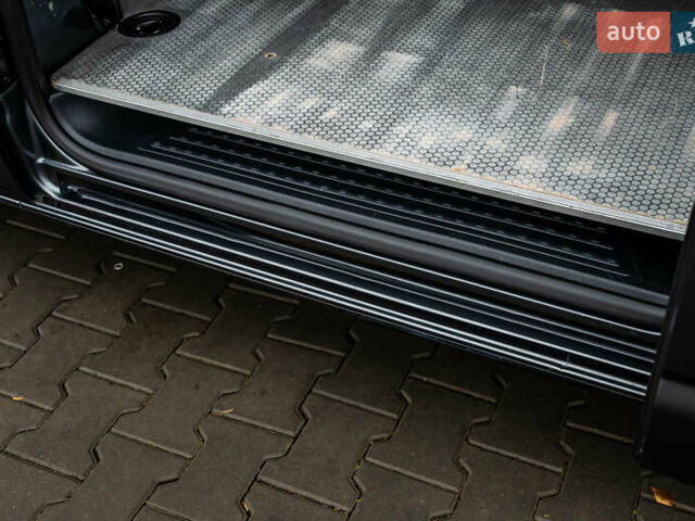 Серый Фольксваген Transporter, объемом двигателя 2 л и пробегом 159 тыс. км за 26500 $, фото 31 на Automoto.ua