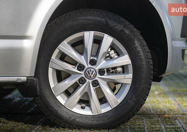 Серый Фольксваген Transporter, объемом двигателя 2 л и пробегом 248 тыс. км за 23000 $, фото 21 на Automoto.ua