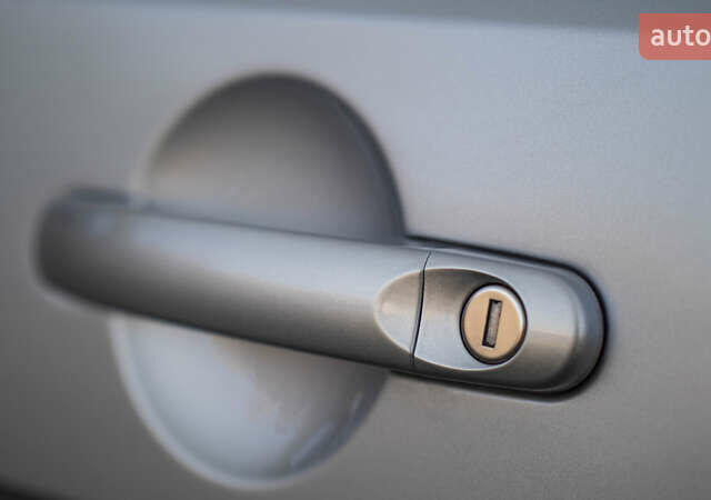 Серый Фольксваген Transporter, объемом двигателя 2 л и пробегом 248 тыс. км за 23000 $, фото 41 на Automoto.ua