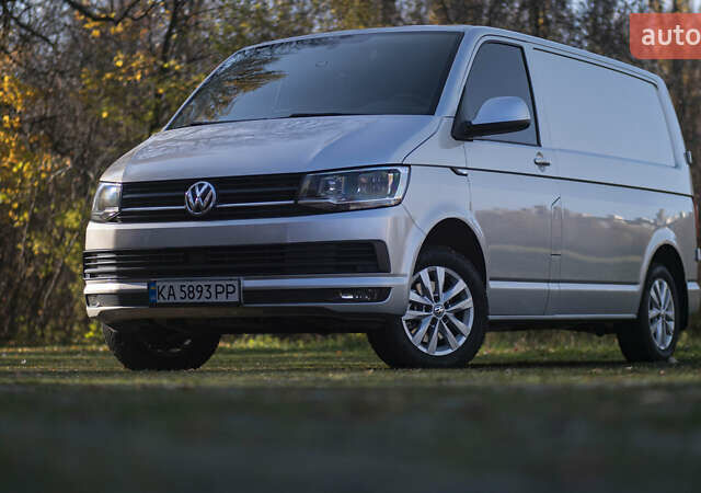 Серый Фольксваген Transporter, объемом двигателя 2 л и пробегом 248 тыс. км за 23000 $, фото 15 на Automoto.ua