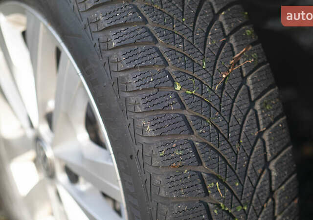 Серый Фольксваген Transporter, объемом двигателя 2 л и пробегом 248 тыс. км за 23000 $, фото 34 на Automoto.ua