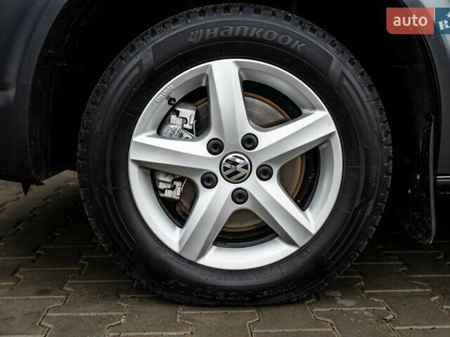 Серый Фольксваген Transporter, объемом двигателя 2 л и пробегом 159 тыс. км за 26500 $, фото 30 на Automoto.ua