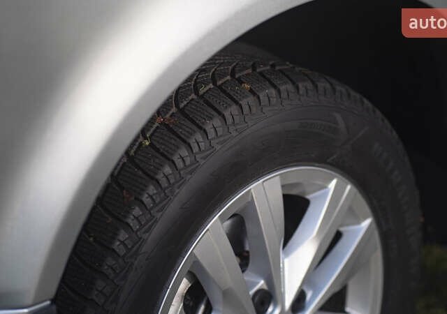 Серый Фольксваген Transporter, объемом двигателя 2 л и пробегом 248 тыс. км за 23000 $, фото 22 на Automoto.ua