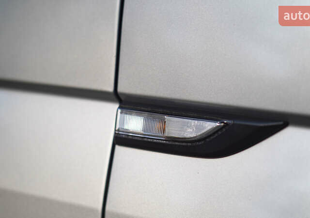 Серый Фольксваген Transporter, объемом двигателя 2 л и пробегом 248 тыс. км за 23000 $, фото 54 на Automoto.ua