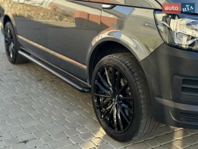 Серый Фольксваген Transporter, объемом двигателя 1.97 л и пробегом 200 тыс. км за 20700 $, фото 10 на Automoto.ua