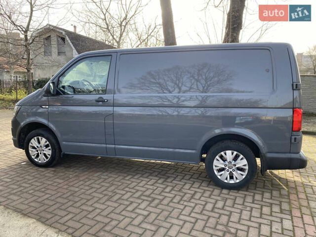 Серый Фольксваген Transporter, объемом двигателя 2 л и пробегом 185 тыс. км за 19900 $, фото 7 на Automoto.ua
