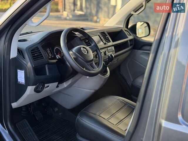 Серый Фольксваген Transporter, объемом двигателя 1.97 л и пробегом 200 тыс. км за 20700 $, фото 26 на Automoto.ua