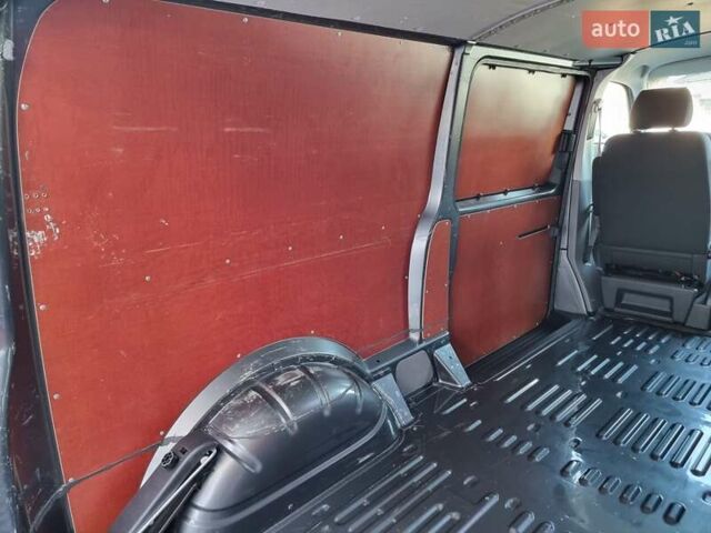 Серый Фольксваген Transporter, объемом двигателя 2 л и пробегом 189 тыс. км за 22500 $, фото 20 на Automoto.ua