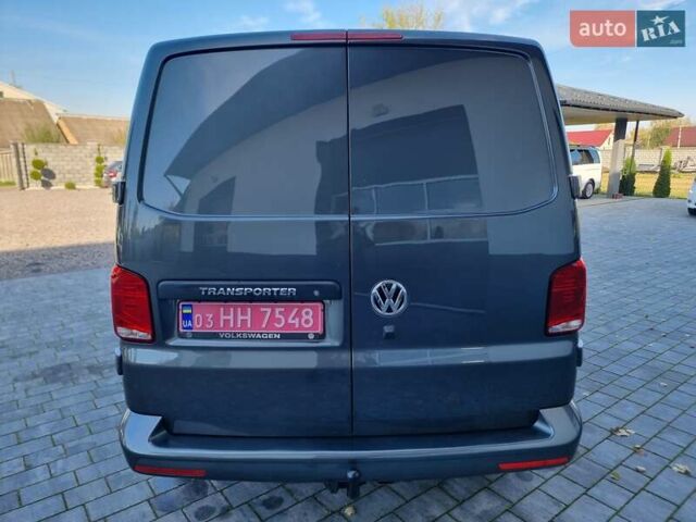Серый Фольксваген Transporter, объемом двигателя 2 л и пробегом 189 тыс. км за 22500 $, фото 4 на Automoto.ua