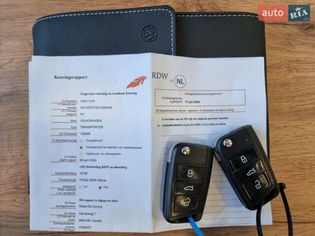 Серый Фольксваген Transporter, объемом двигателя 2 л и пробегом 189 тыс. км за 22500 $, фото 31 на Automoto.ua