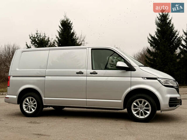 Серый Фольксваген Transporter, объемом двигателя 2 л и пробегом 239 тыс. км за 25900 $, фото 46 на Automoto.ua