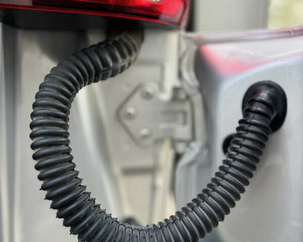 Серый Фольксваген Transporter, объемом двигателя 1.97 л и пробегом 220 тыс. км за 29500 $, фото 45 на Automoto.ua