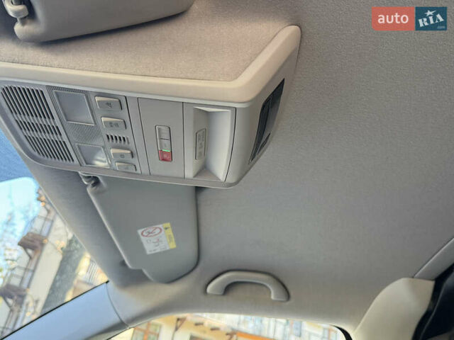 Серый Фольксваген Transporter, объемом двигателя 2 л и пробегом 208 тыс. км за 24850 $, фото 125 на Automoto.ua