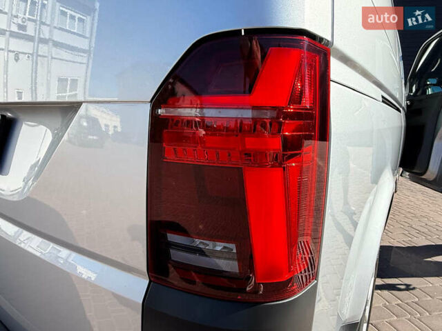 Серый Фольксваген Transporter, объемом двигателя 2 л и пробегом 150 тыс. км за 26800 $, фото 16 на Automoto.ua