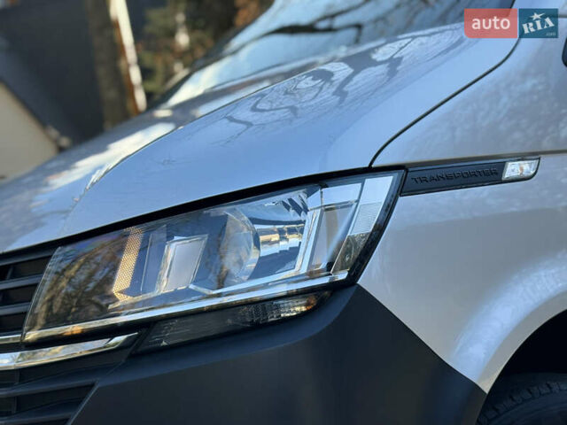 Серый Фольксваген Transporter, объемом двигателя 2 л и пробегом 208 тыс. км за 24850 $, фото 16 на Automoto.ua