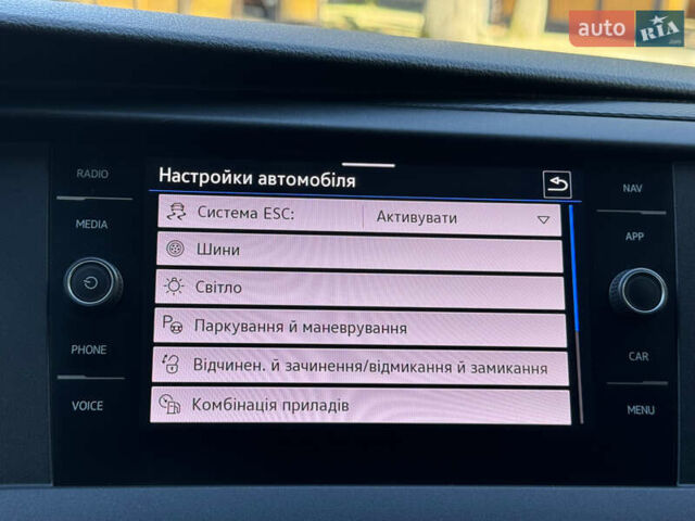 Серый Фольксваген Transporter, объемом двигателя 2 л и пробегом 208 тыс. км за 24850 $, фото 112 на Automoto.ua