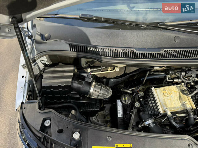 Серый Фольксваген Transporter, объемом двигателя 1.97 л и пробегом 220 тыс. км за 29500 $, фото 96 на Automoto.ua