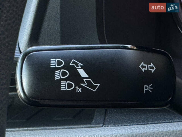 Серый Фольксваген Transporter, объемом двигателя 2 л и пробегом 208 тыс. км за 24850 $, фото 108 на Automoto.ua