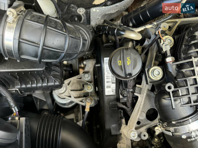 Серый Фольксваген Transporter, объемом двигателя 1.97 л и пробегом 220 тыс. км за 29500 $, фото 100 на Automoto.ua