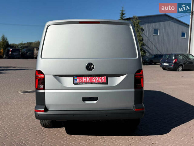 Серый Фольксваген Transporter, объемом двигателя 2 л и пробегом 150 тыс. км за 26800 $, фото 7 на Automoto.ua