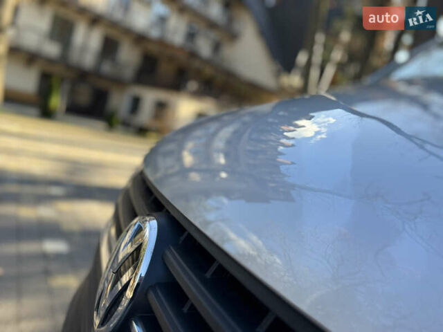 Серый Фольксваген Transporter, объемом двигателя 2 л и пробегом 208 тыс. км за 24850 $, фото 20 на Automoto.ua