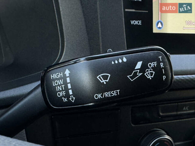 Серый Фольксваген Transporter, объемом двигателя 2 л и пробегом 208 тыс. км за 24850 $, фото 107 на Automoto.ua