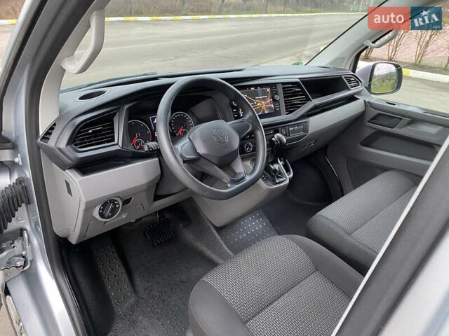 Серый Фольксваген Transporter, объемом двигателя 2 л и пробегом 180 тыс. км за 28000 $, фото 24 на Automoto.ua