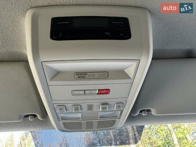 Серый Фольксваген Transporter, объемом двигателя 2 л и пробегом 208 тыс. км за 24850 $, фото 122 на Automoto.ua