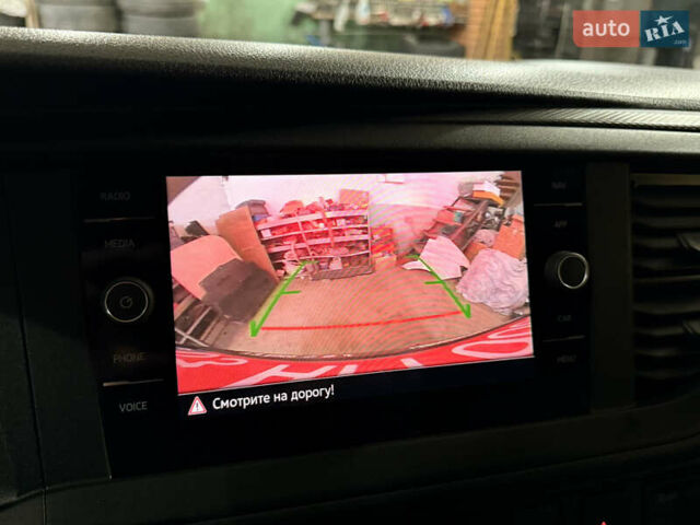 Серый Фольксваген Transporter, объемом двигателя 2 л и пробегом 239 тыс. км за 25900 $, фото 22 на Automoto.ua