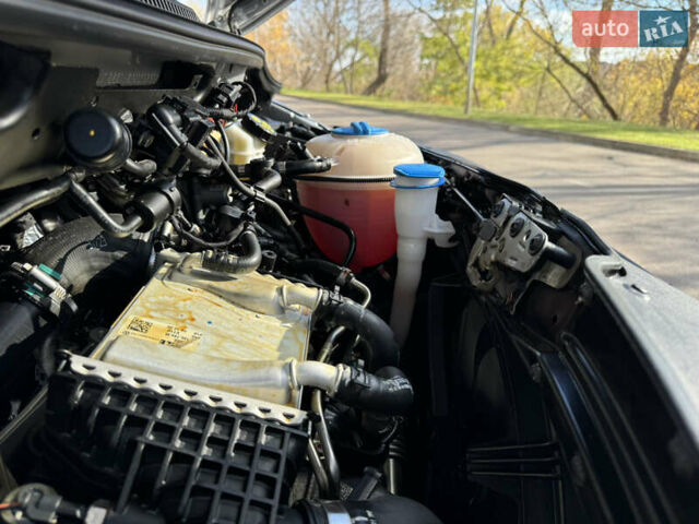 Серый Фольксваген Transporter, объемом двигателя 1.97 л и пробегом 220 тыс. км за 29500 $, фото 101 на Automoto.ua