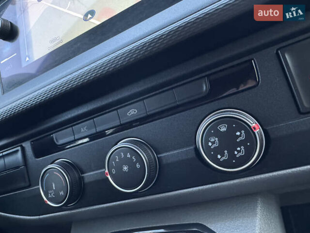 Серый Фольксваген Transporter, объемом двигателя 2 л и пробегом 208 тыс. км за 24850 $, фото 96 на Automoto.ua