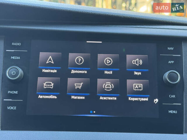 Серый Фольксваген Transporter, объемом двигателя 2 л и пробегом 208 тыс. км за 24850 $, фото 116 на Automoto.ua