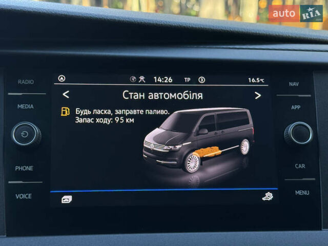 Серый Фольксваген Transporter, объемом двигателя 2 л и пробегом 208 тыс. км за 24850 $, фото 111 на Automoto.ua