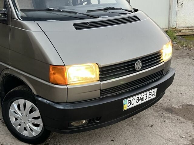 Серый Фольксваген Transporter, объемом двигателя 1.9 л и пробегом 442 тыс. км за 3450 $, фото 5 на Automoto.ua