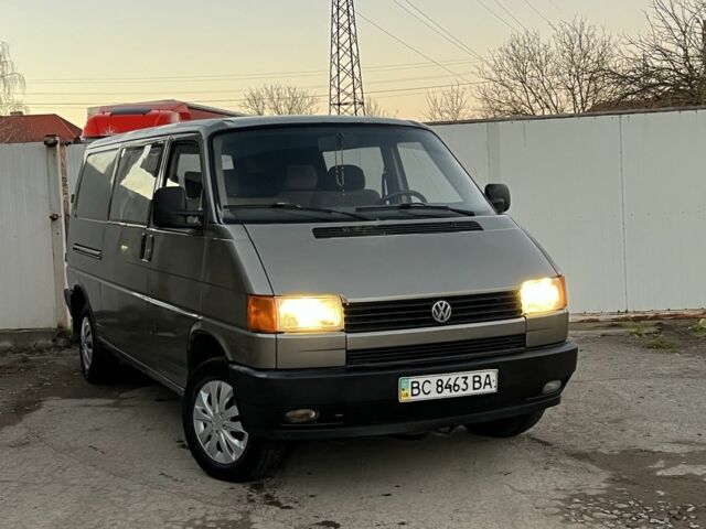 Серый Фольксваген Transporter, объемом двигателя 1.9 л и пробегом 442 тыс. км за 3450 $, фото 3 на Automoto.ua