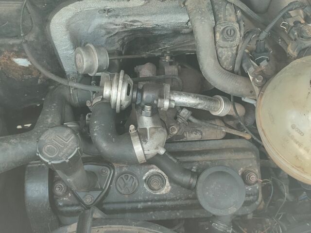 Серый Фольксваген Transporter, объемом двигателя 1.9 л и пробегом 320 тыс. км за 3200 $, фото 3 на Automoto.ua