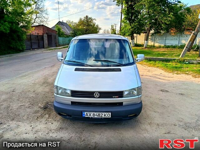 Сірий Фольксваген Transporter, об'ємом двигуна 2.5 л та пробігом 300 тис. км за 3700 $, фото 1 на Automoto.ua