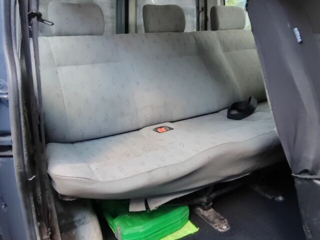 Серый Фольксваген Transporter, объемом двигателя 0 л и пробегом 500 тыс. км за 3000 $, фото 7 на Automoto.ua