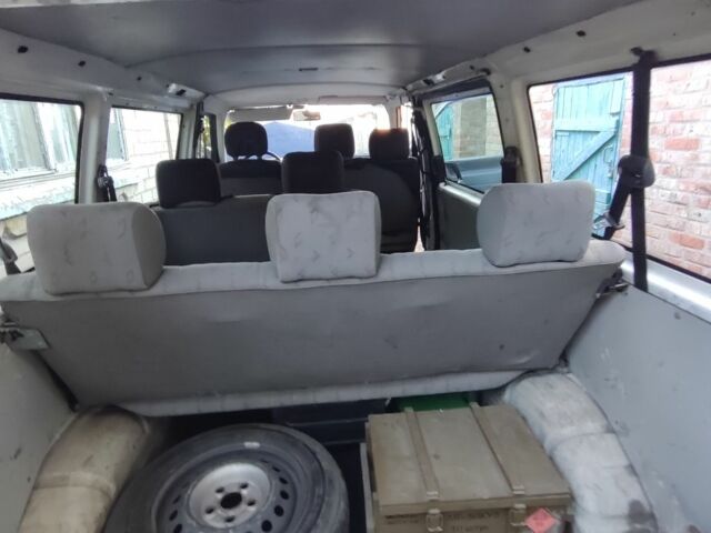 Серый Фольксваген Transporter, объемом двигателя 0 л и пробегом 500 тыс. км за 3000 $, фото 11 на Automoto.ua