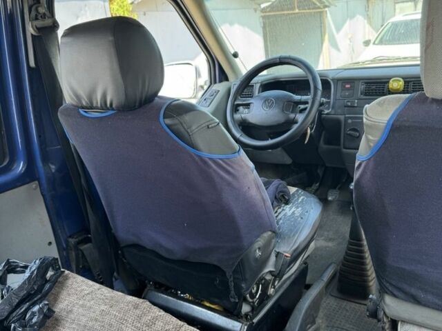 Серый Фольксваген Transporter, объемом двигателя 2.5 л и пробегом 380 тыс. км за 3000 $, фото 11 на Automoto.ua