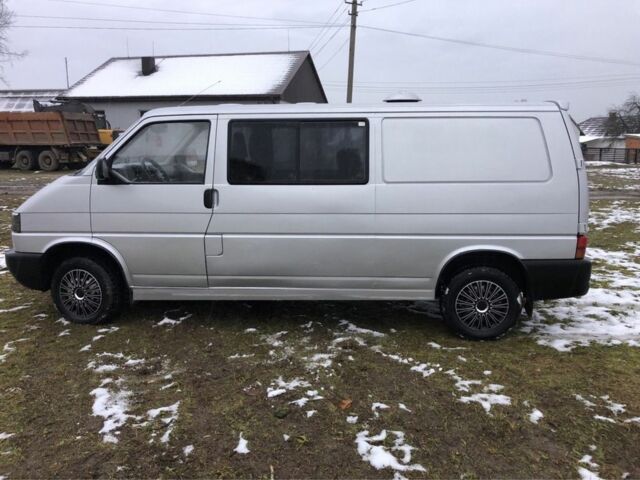 Серый Фольксваген Transporter, объемом двигателя 2.4 л и пробегом 300 тыс. км за 4500 $, фото 7 на Automoto.ua